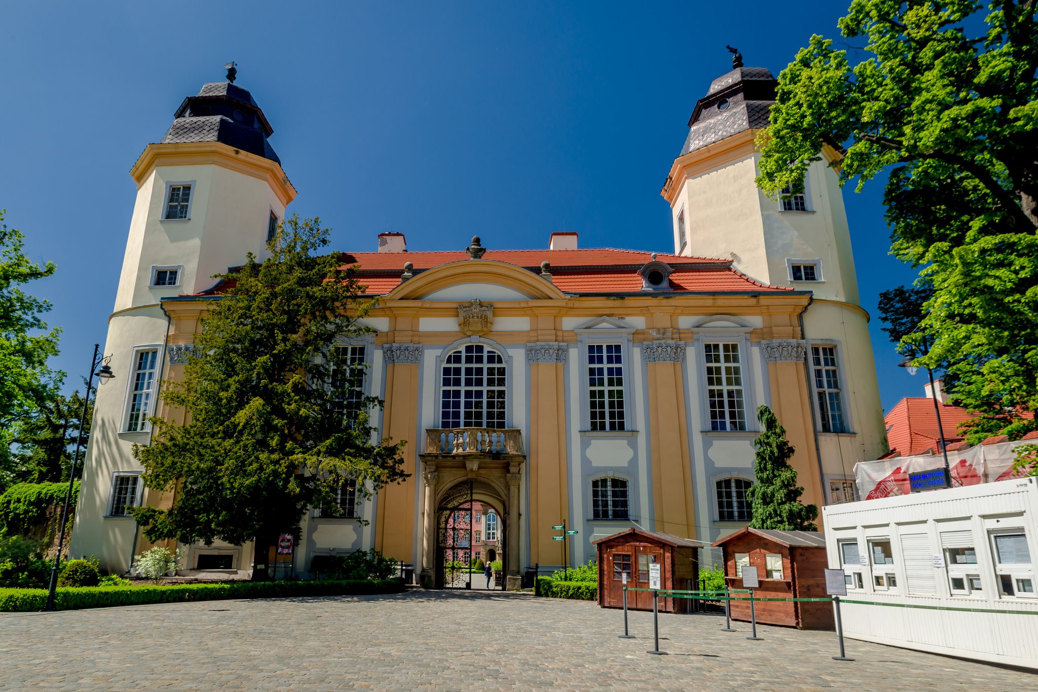 Przetargi w Zamku Książ